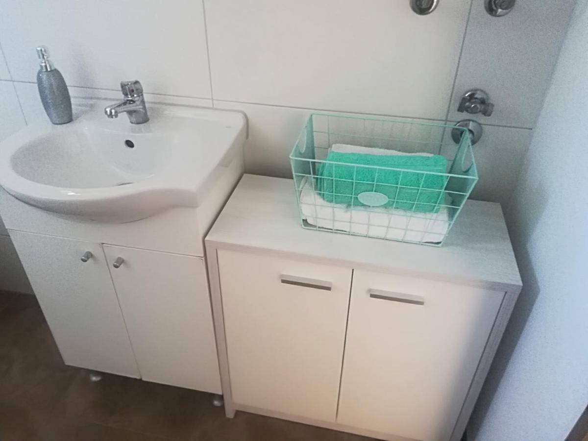 Apartman Franc ซาดาร์ ภายนอก รูปภาพ